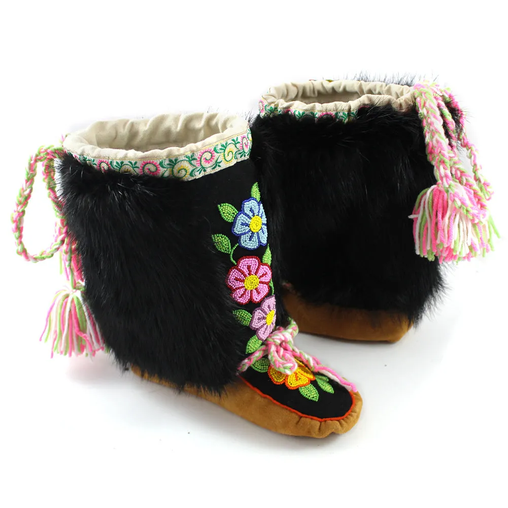 Karen Nicloux Short Mukluks