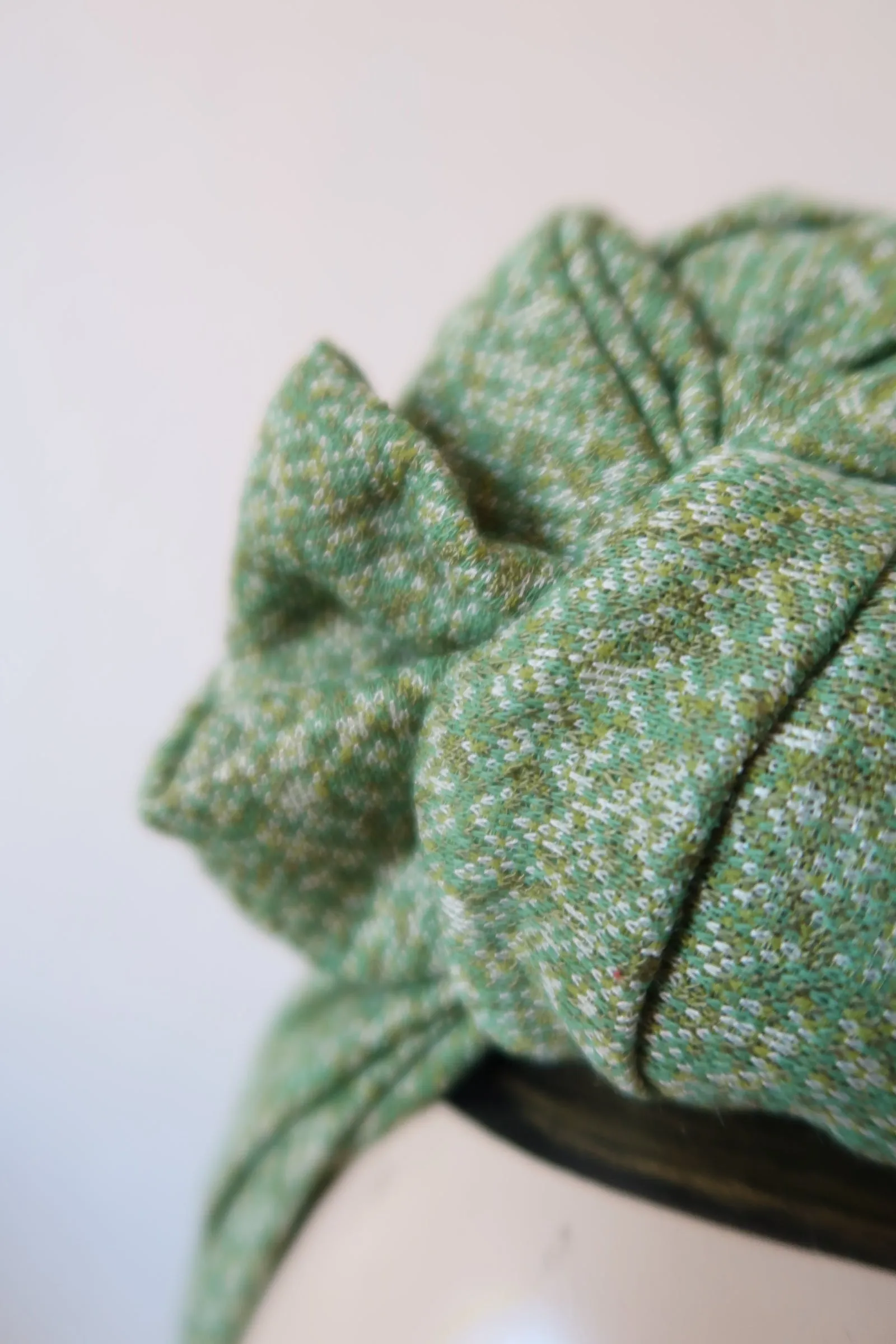 SLOUCHY KNOT Green Tweed Pre-tied Vintage Style Headband